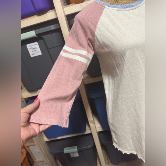 POL Colorblock Raglan Sleeve Top - Picture 3 of 9